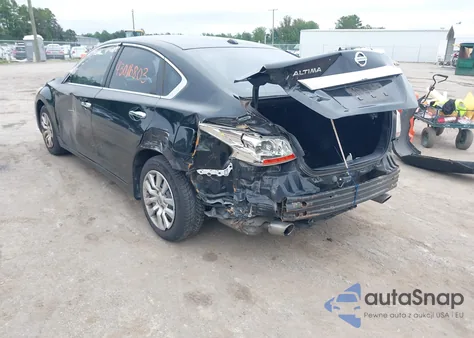 2015 Nissan Altima 2.5 S z USA, uszkodzony, nr VIN 1N4AL3AP4FC133284